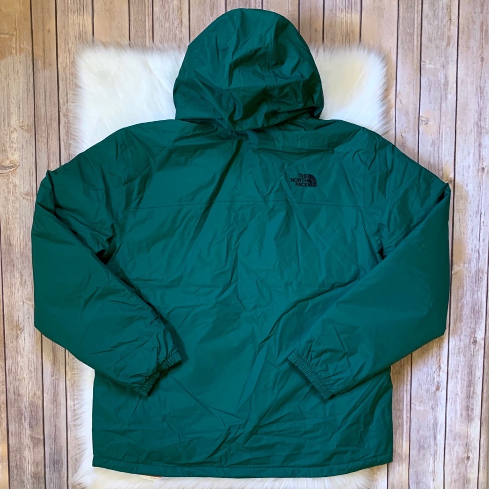 The North Face Resolve Insulated Waterproof Jacket - Picture 6 of 8